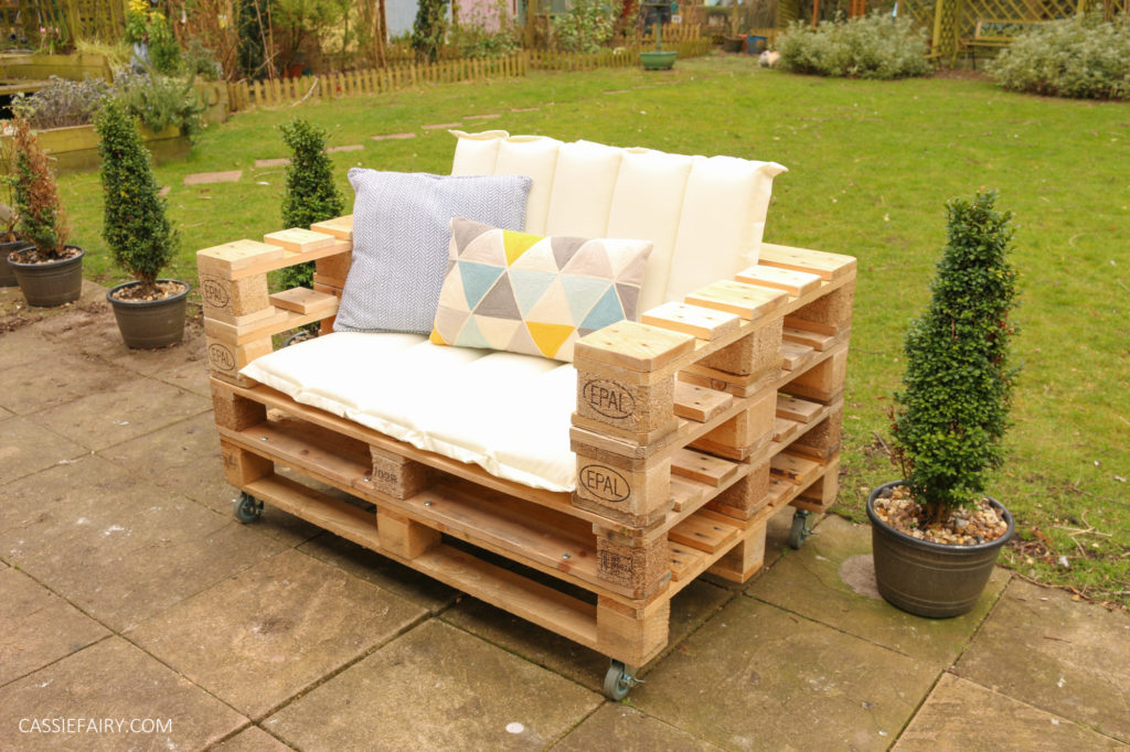 Pallets of Furniture: Sustainable, Affordable, and Stylish Solutions